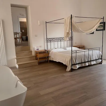 Il Bottone Al Duomo 4* Gaeta