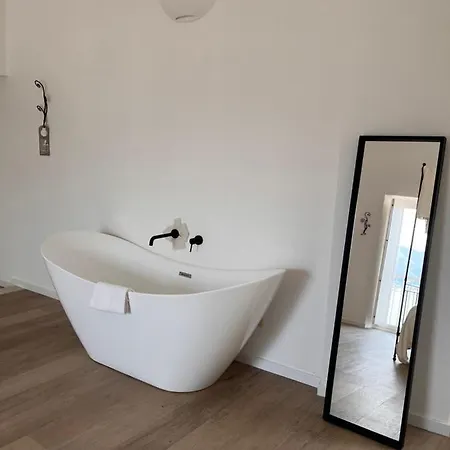 Il Bottone Al Duomo Bed & Breakfast Gaeta